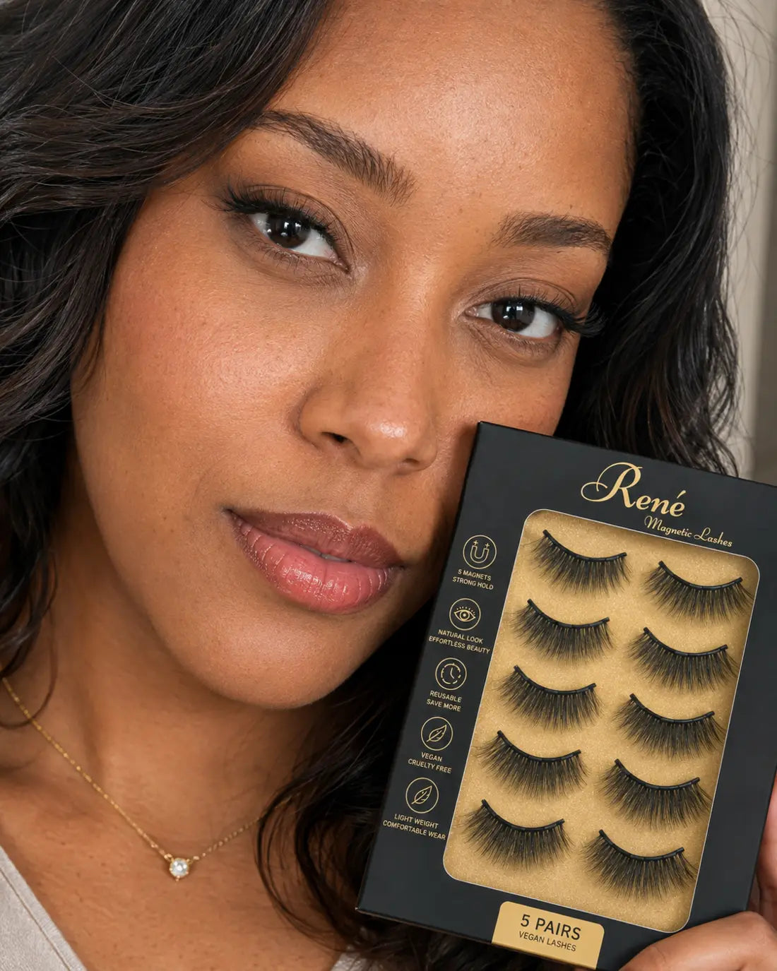 Woman wearing natural-looking René magnetic lashes